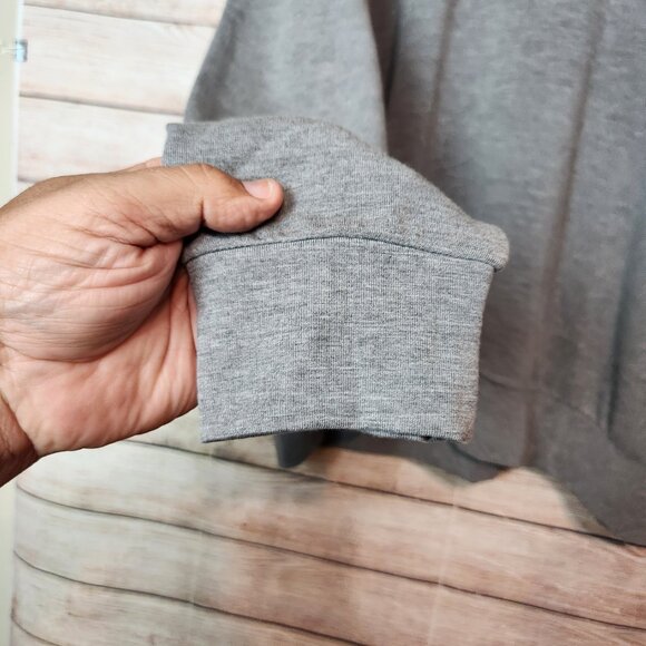 New TORRID 2X Heather Grey Sleep Lounge Sweatshirt Lips Heart Print Super Soft - Picture 4 of 15